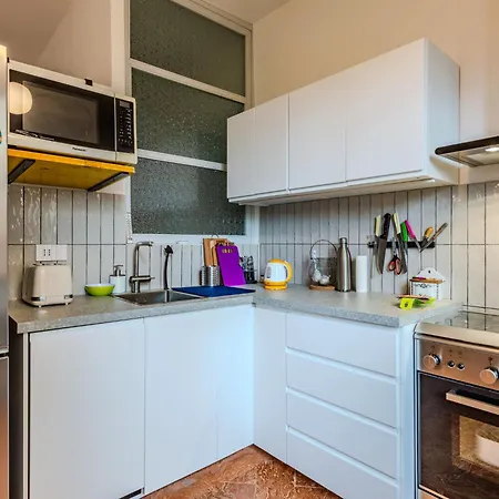 Appartamento Lisetta By Interhome